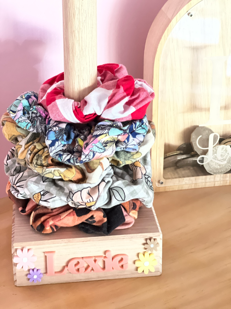 Scrunchie Holder 